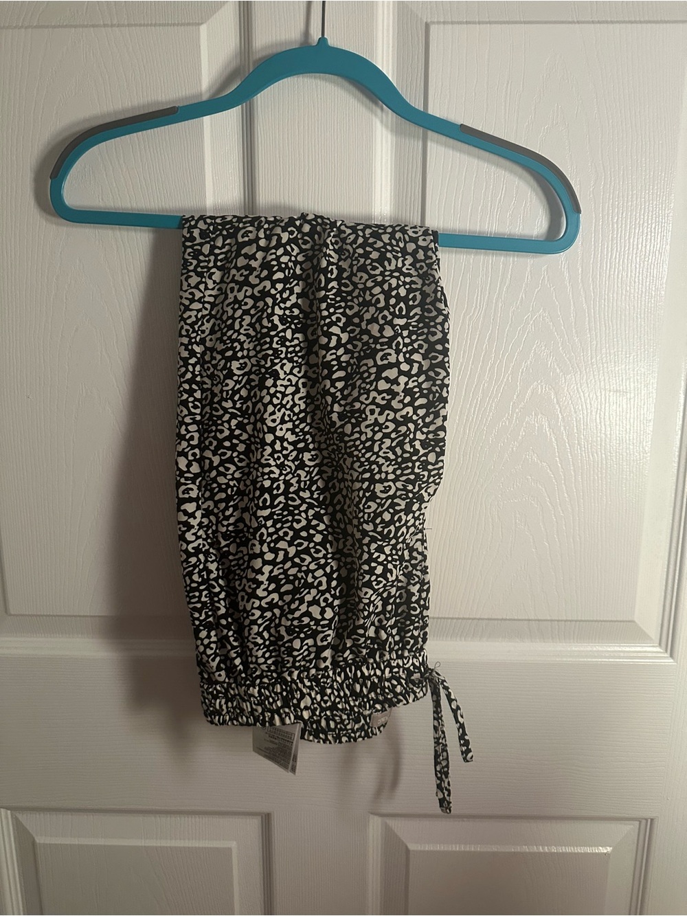 GAP Black and White Leopard Print Jogger Pants